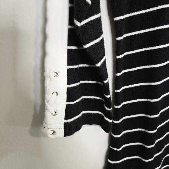 Chaps Womens' 3/4 Sleeve Black White Stripe Knit Top Laced Accent Sleeve Size M - Picture 3 of 7